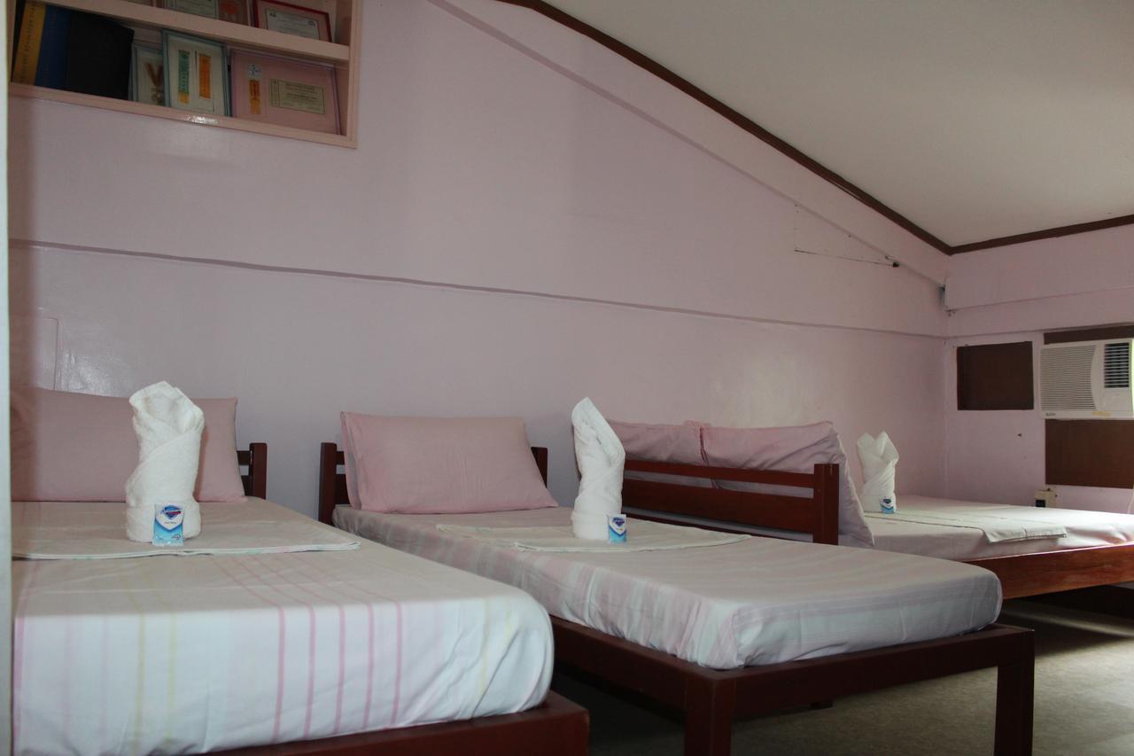 Peria Seafront Pensione Roxas  Ngoại thất bức ảnh
