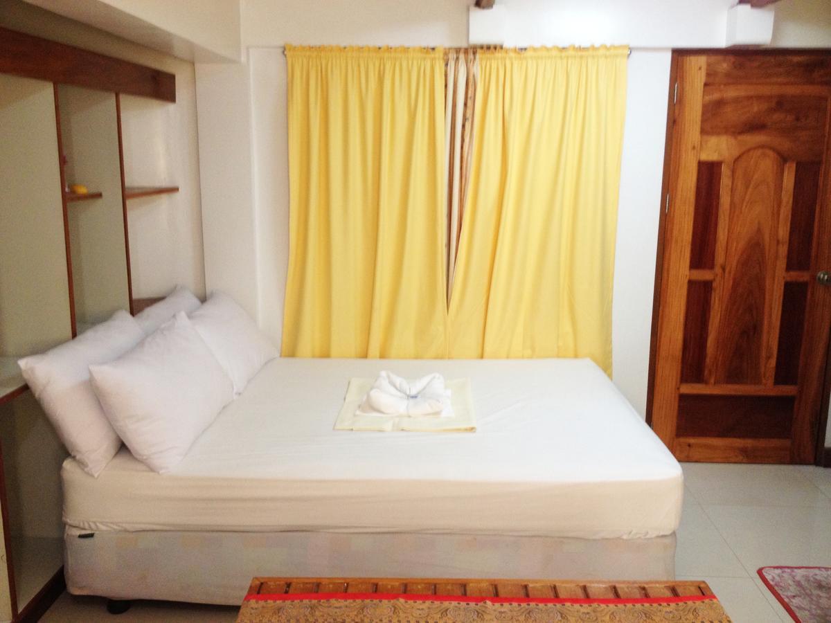 Peria Seafront Pensione Roxas  Ngoại thất bức ảnh